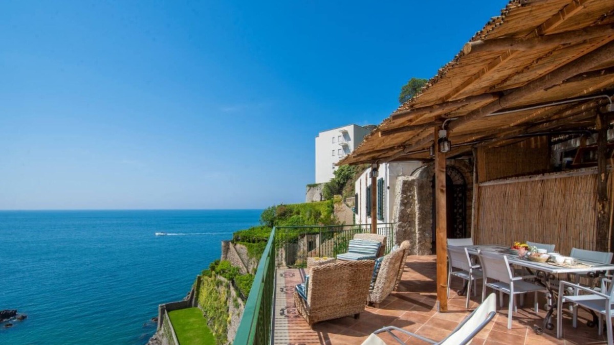 Maiori Villa | Casa di mare 2, Beautiful Property on the beach, terraces with stunning views