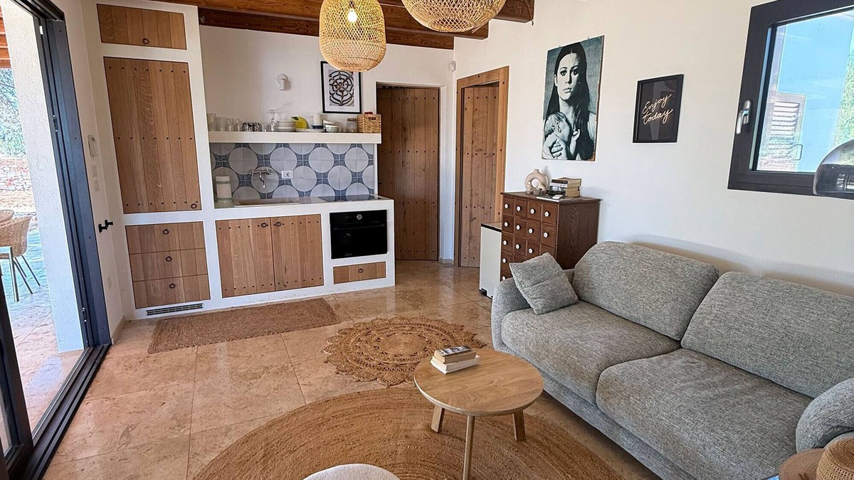 Ugento House | Casa di Pini - Stylish Villa - Private Plunge Pool - Beach 2 km.