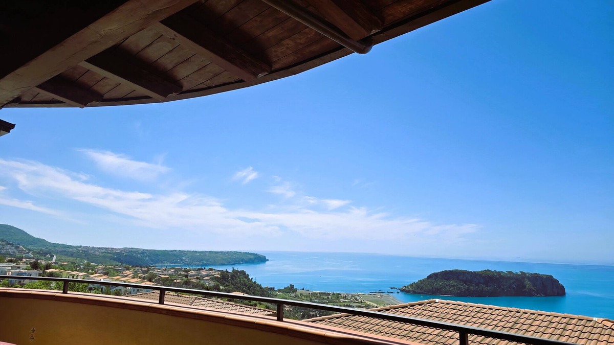 Praia a Mare House | Casa di Stefano in a quiet and exclusive location with sea views