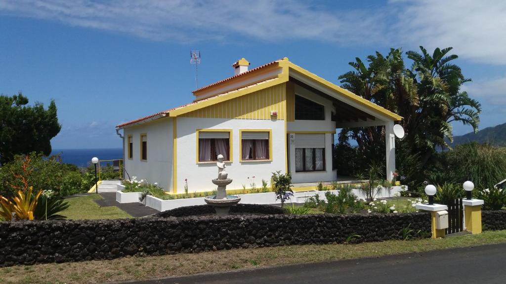 Praia do Norte House | Casa do Costa