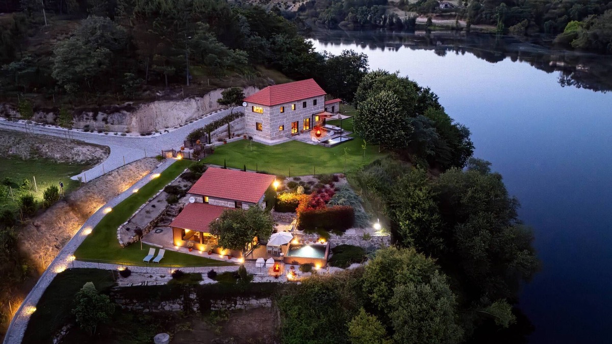 Beijos Villa | Casa do Pato Real - River View and Private Pool