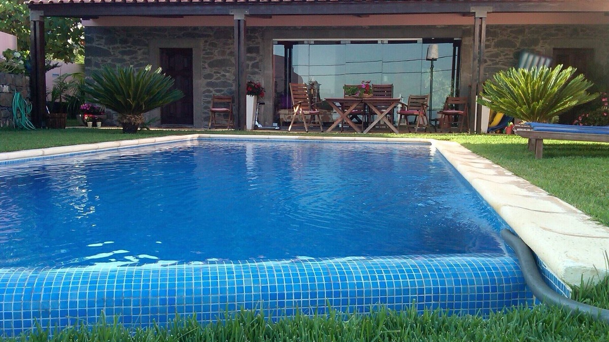 Sao Roque House | Casa do Poço II - Villa with pool and sea view