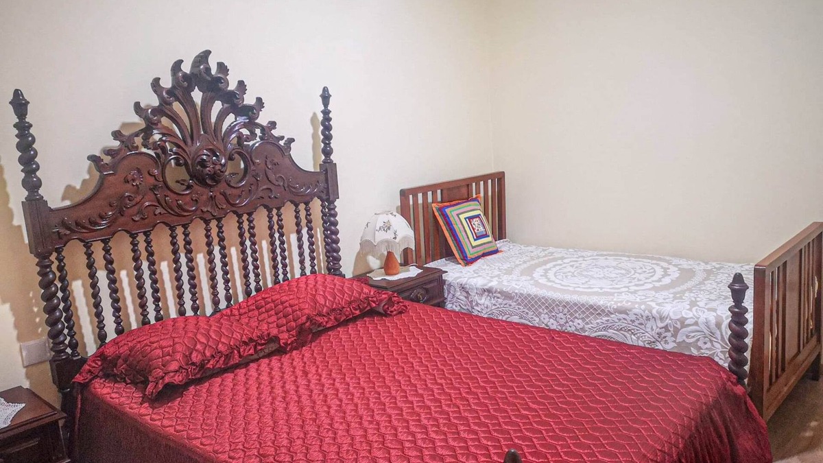 Santana de Cambas House | Casa do Rosa - Sleeps 6 - Parking - WiFi