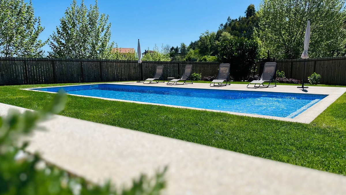 Molares Villa | Casa do Sol e Vinho: Breathtaking views & oasis of peace villa