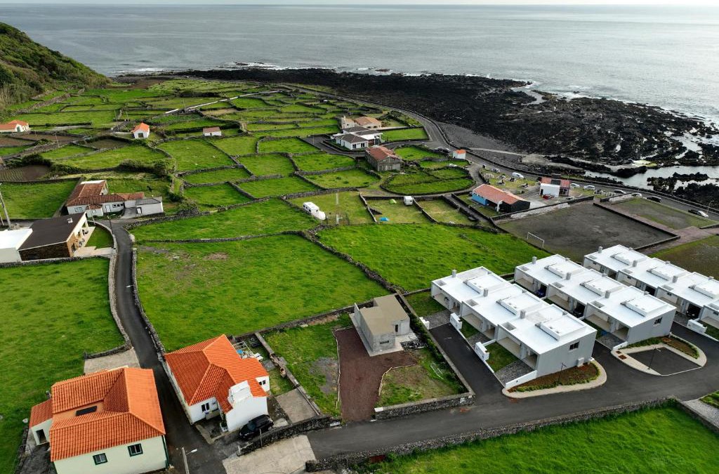 Lajes das Flores House | Casa do Sol Posto