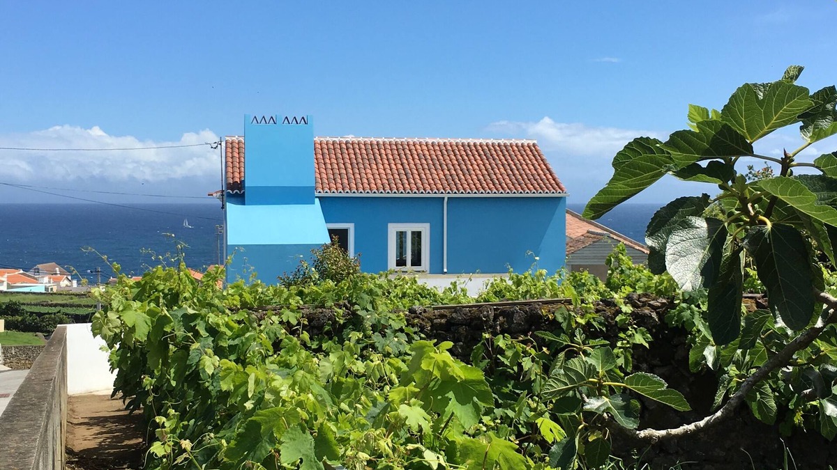 Porto Judeu House | Casa do Vizinho - an oasis of relaxation