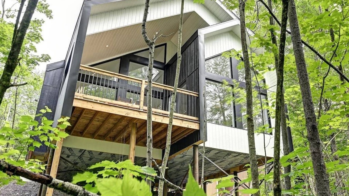 Pont-Rouge House | Casa Dolce Vita (#47)