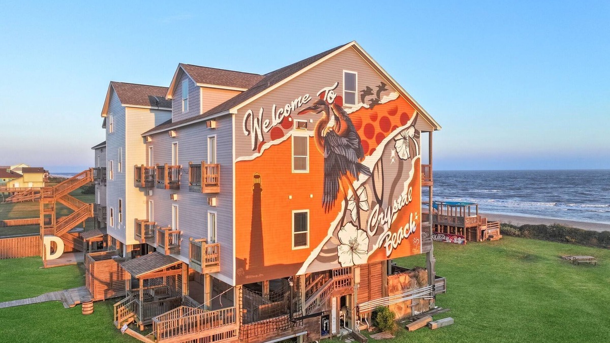 Port Bolivar Condo | Casa Dora - Pool, Games, & Beachfront Fun!
