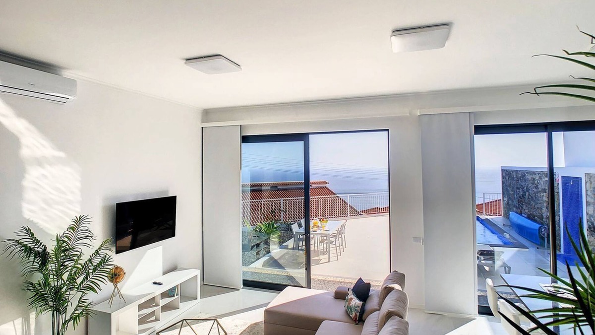 Estrela da Calheta House | Casa dos Amores by LovelyStay