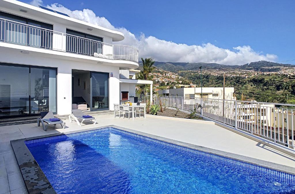 Estrela da Calheta Villa | Casa dos Amores by LovelyStay