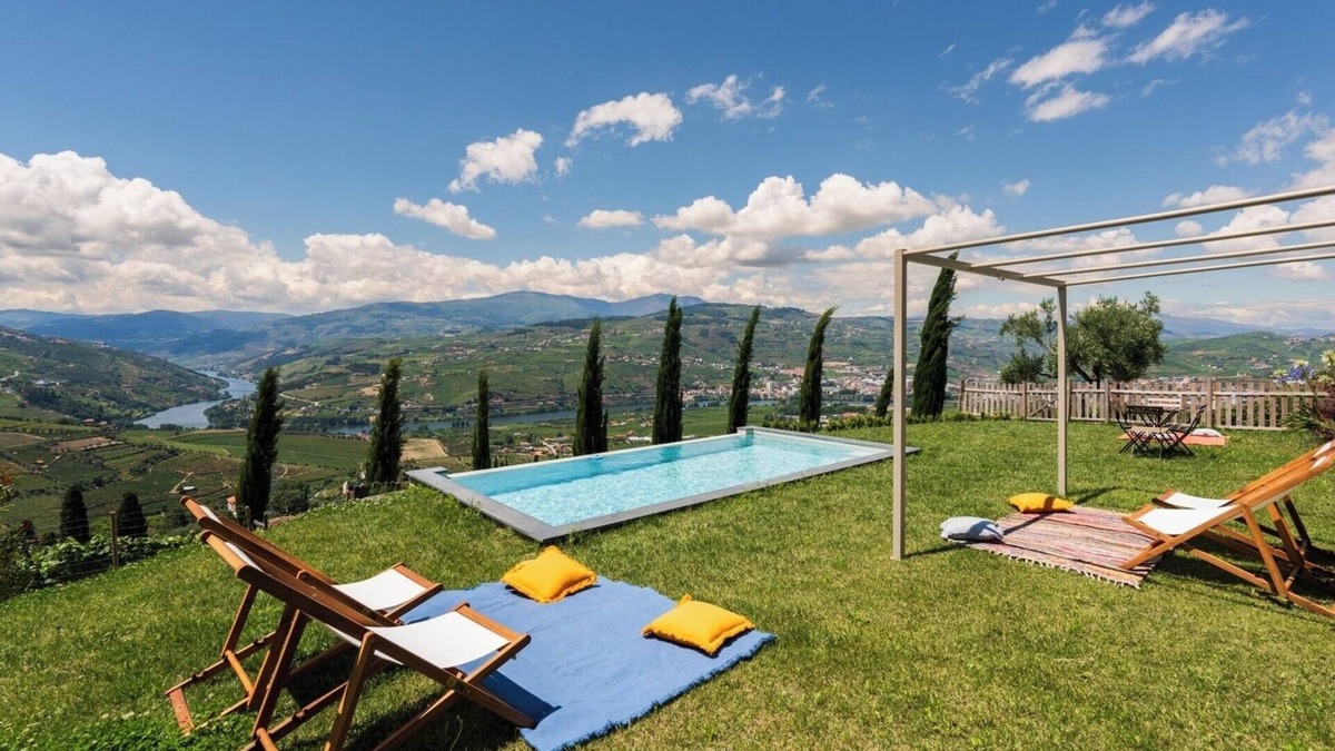 Lamego House | Casa dos Ciprestes - Pool and Vines Haven