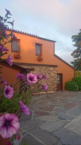 Begonte House | Casa Dos Nenos