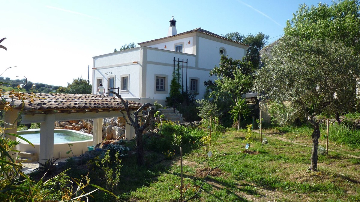 Santa Catarina da Fonte do Bispo Villa | Casa dos Reis by Portucasa
