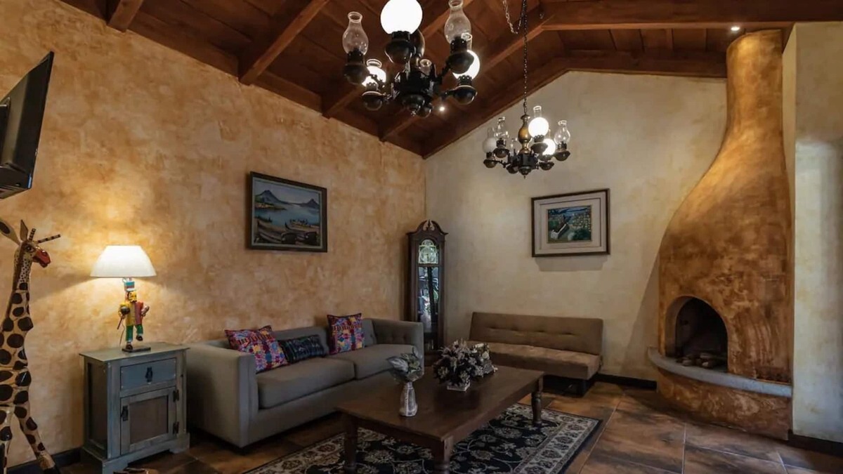 Antigua Guatemala House | Casa Duranta - Three Bedroom House, Sleeps 10