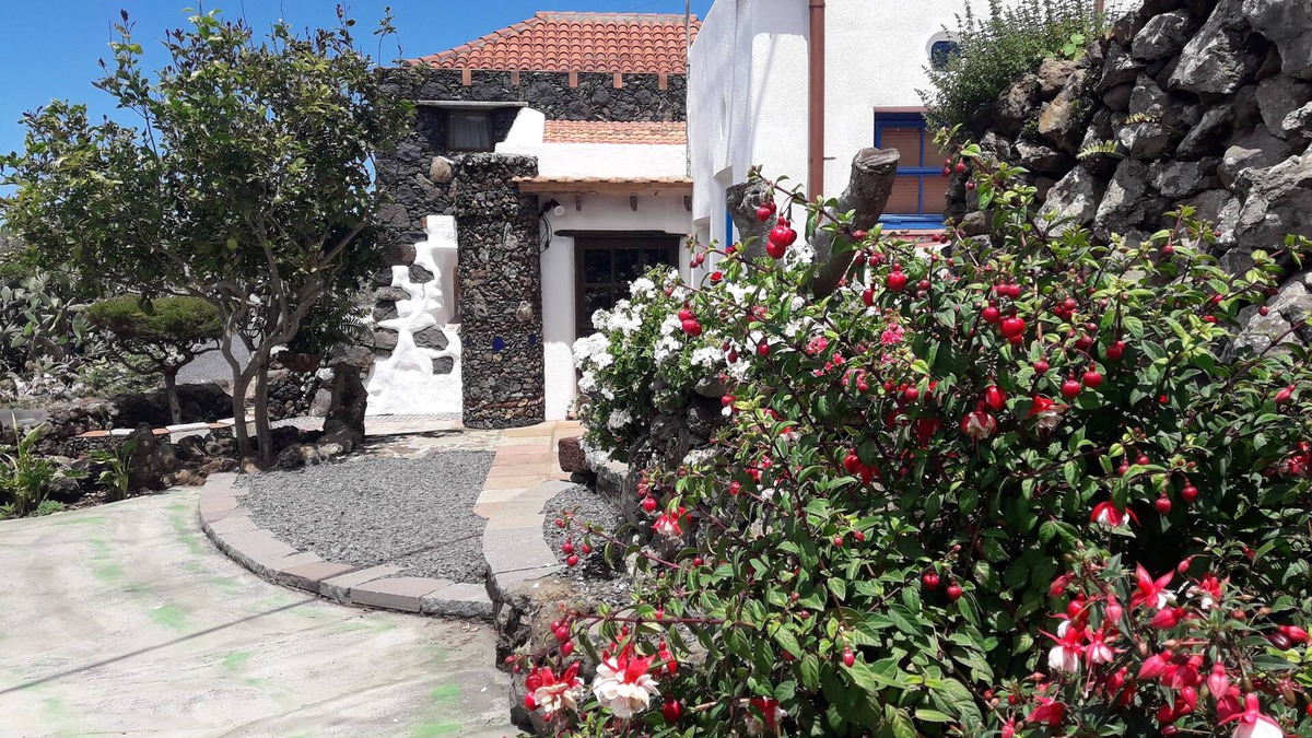 Valverde House | CASA EL VALLITO YOUR PIECE OF HEAVEN AT EL HIERRO