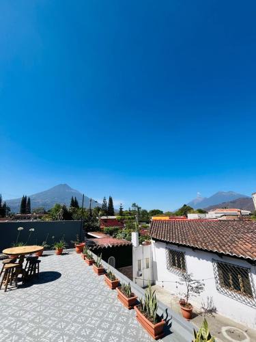 Antigua Guatemala Bed & Breakfast | Casa ELA Candelaria