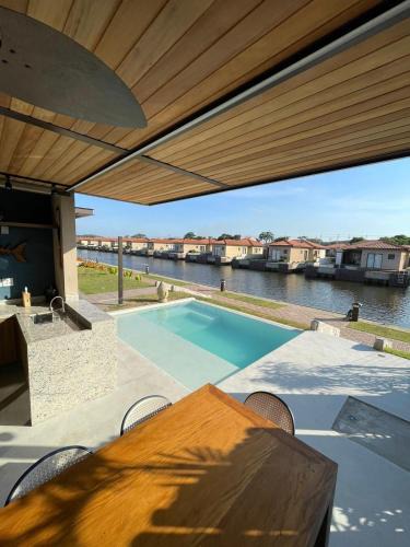 Marina House | Casa em Búzios condomínio Aretê