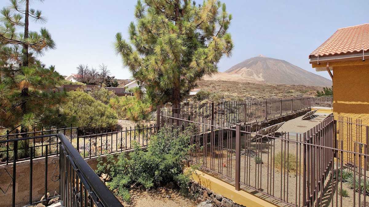 Chejilipes Ski Chalet | 'Casa En Parque Nacional Del Teide' with Sea View, Private Terrace and Wi-Fi