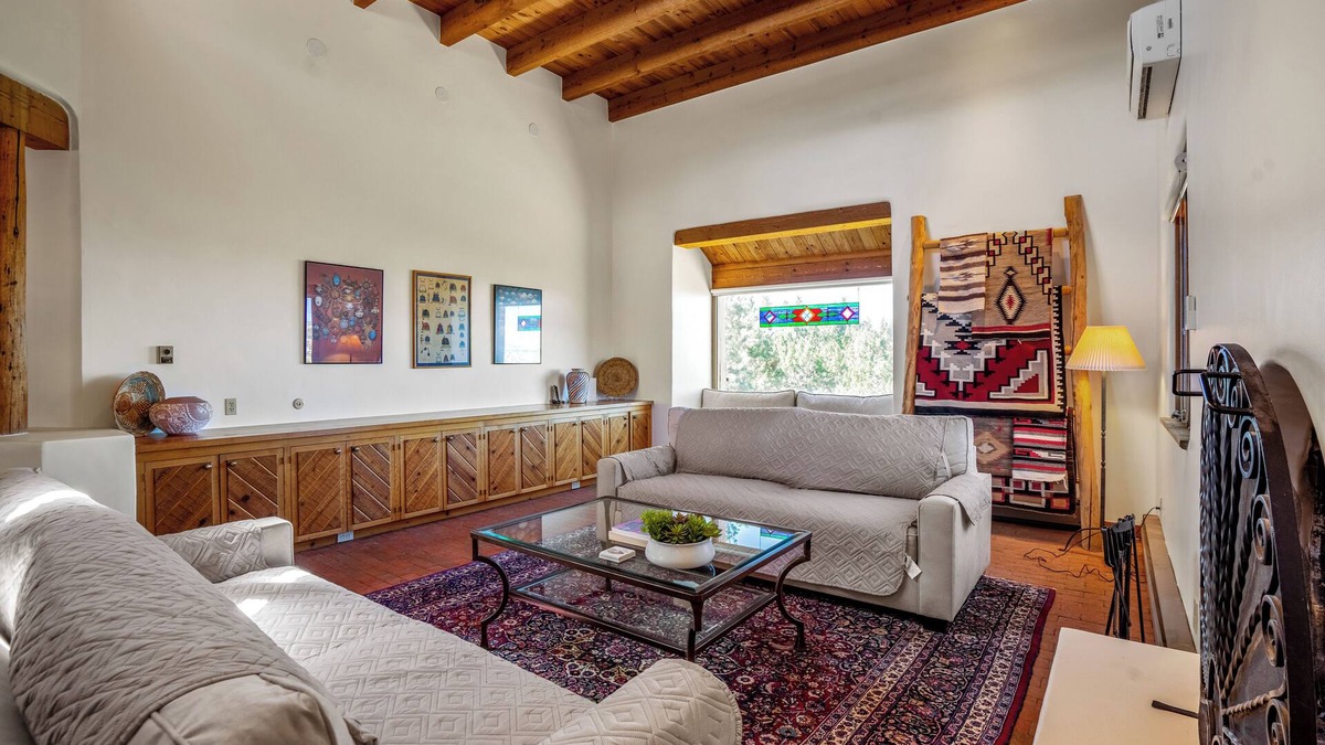 Chupadero House | Casa Encantado | Secluded Retreat & Views