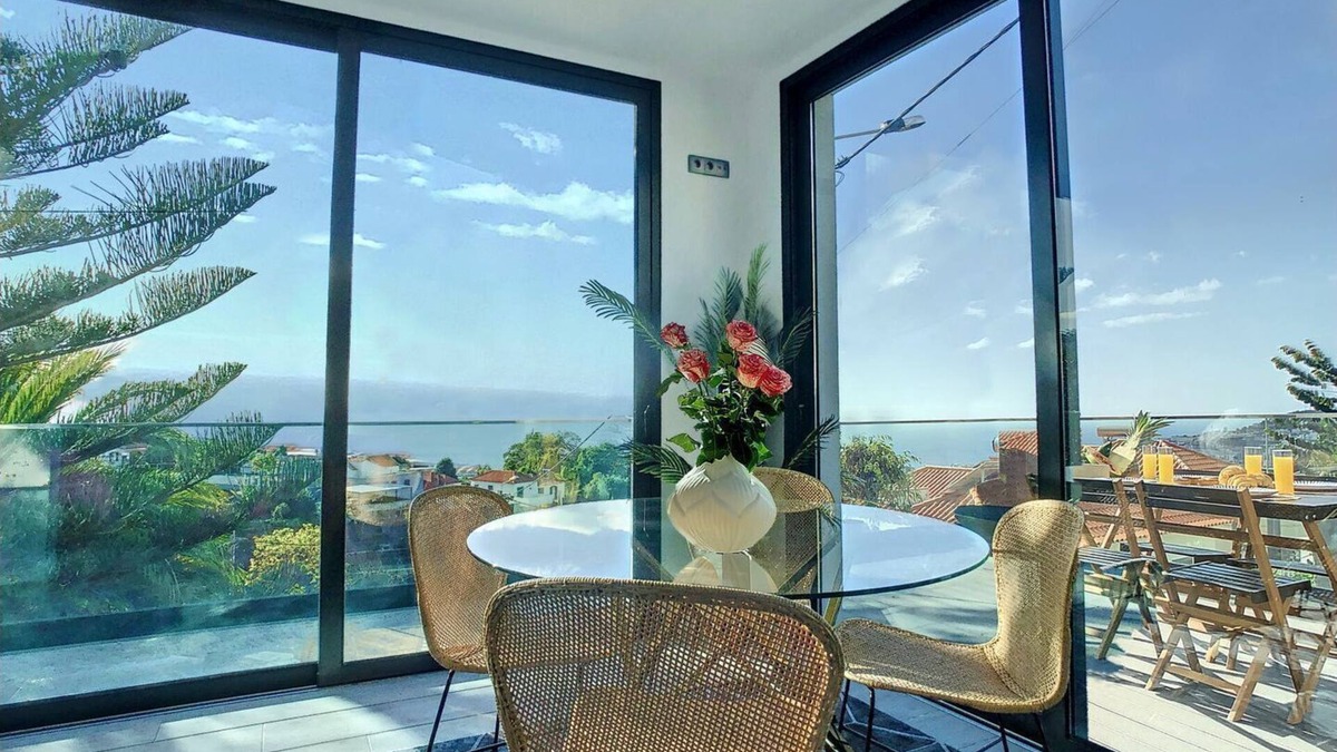 Imaculado Coracao de Maria House | Casa Erbozeta by LovelyStay