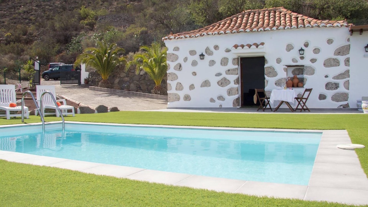 San Bartolome de Tirajana Villa | Casa Abuela María: chill garden pool