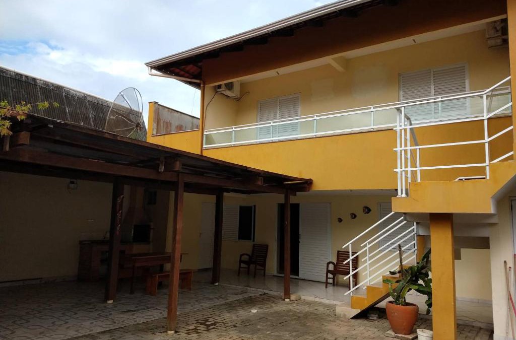 Centro House | Casa espaçosa 3 dorms no Centro de Bombinhas