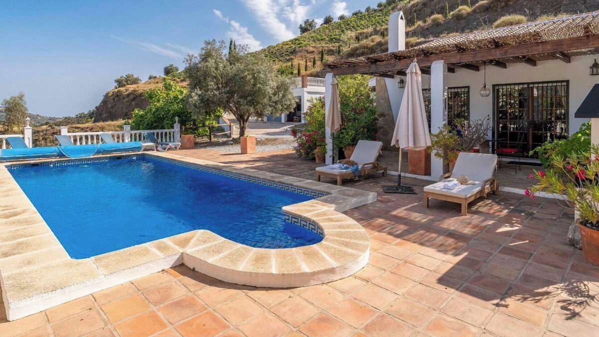 Canillas de Albaida Villa | Casa Eve Canillas de Albaida by Ruralidays