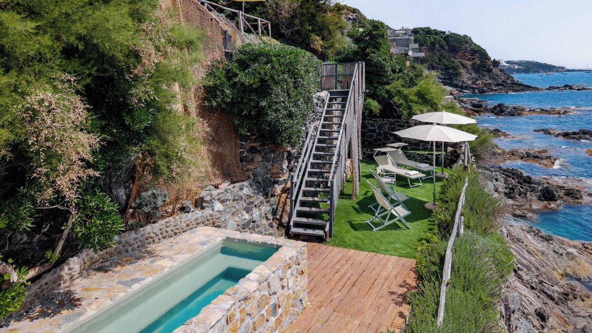 Castiglioncello House | Casa Frontemare con Scesa al Mare Privata