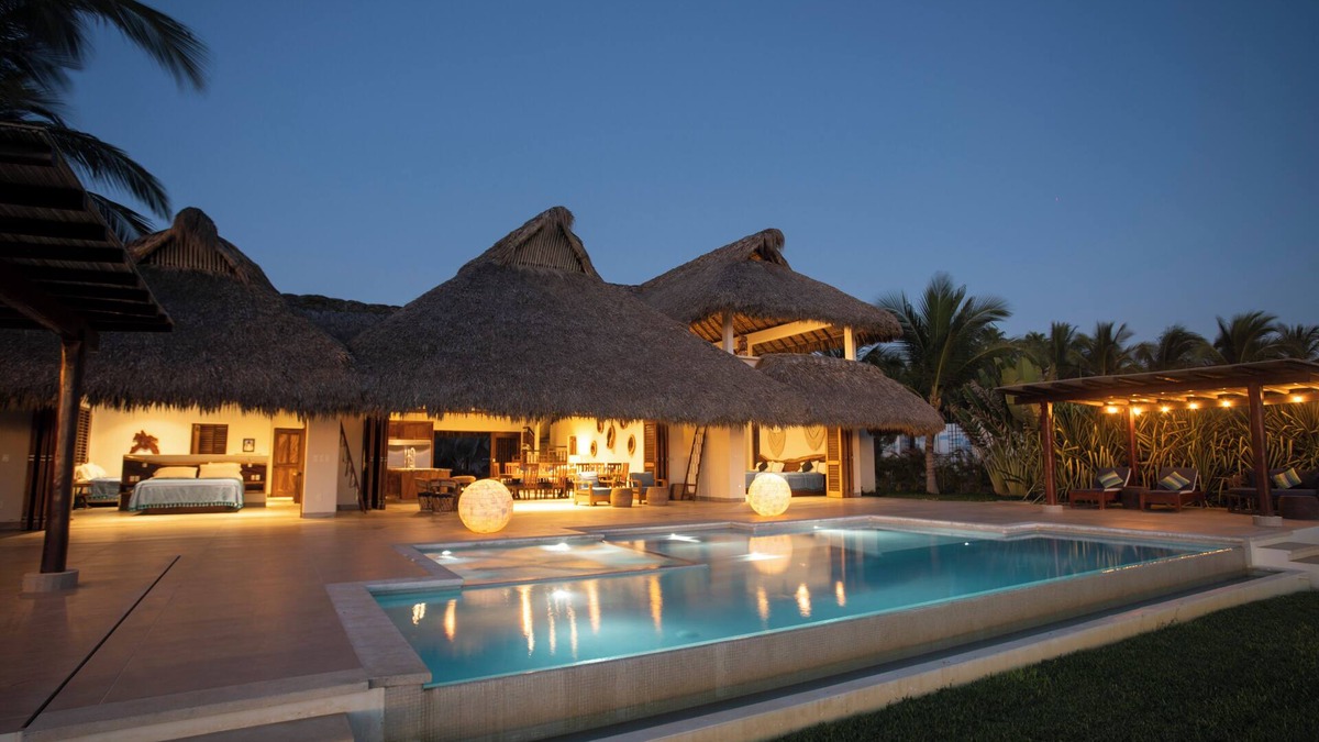 Libertad House | Casa Gaby - A luxurious, beachfront villa