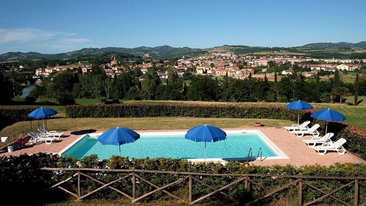 Umbertide House | Casa Gioele C: A welcoming apartment situated in a quiet location, a few minutes from the town center, with Free WI-FI.