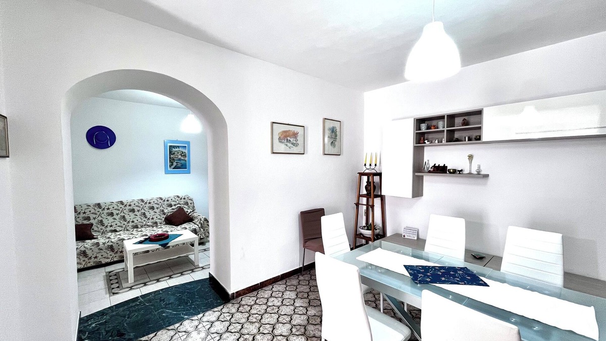 Carloforte Apartment | Casa GIOIA nel cuore di Carloforte; Wifi e AC