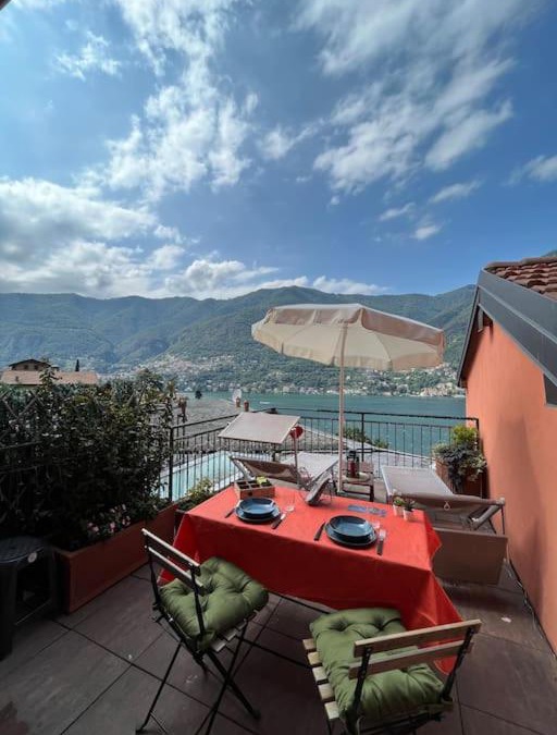 Torno House | Casa Giulietta Torno with lake view terrace