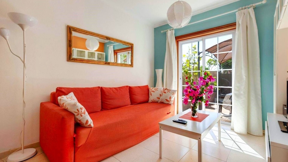 Las Rosas House | Casa Golfin - Mediterranean-style house in Tenerife's sunny south