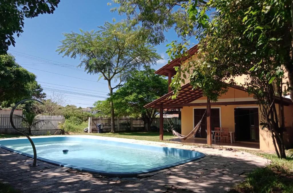 Rio Vermelho Norte House | Casa grande com piscina em Florianópolis