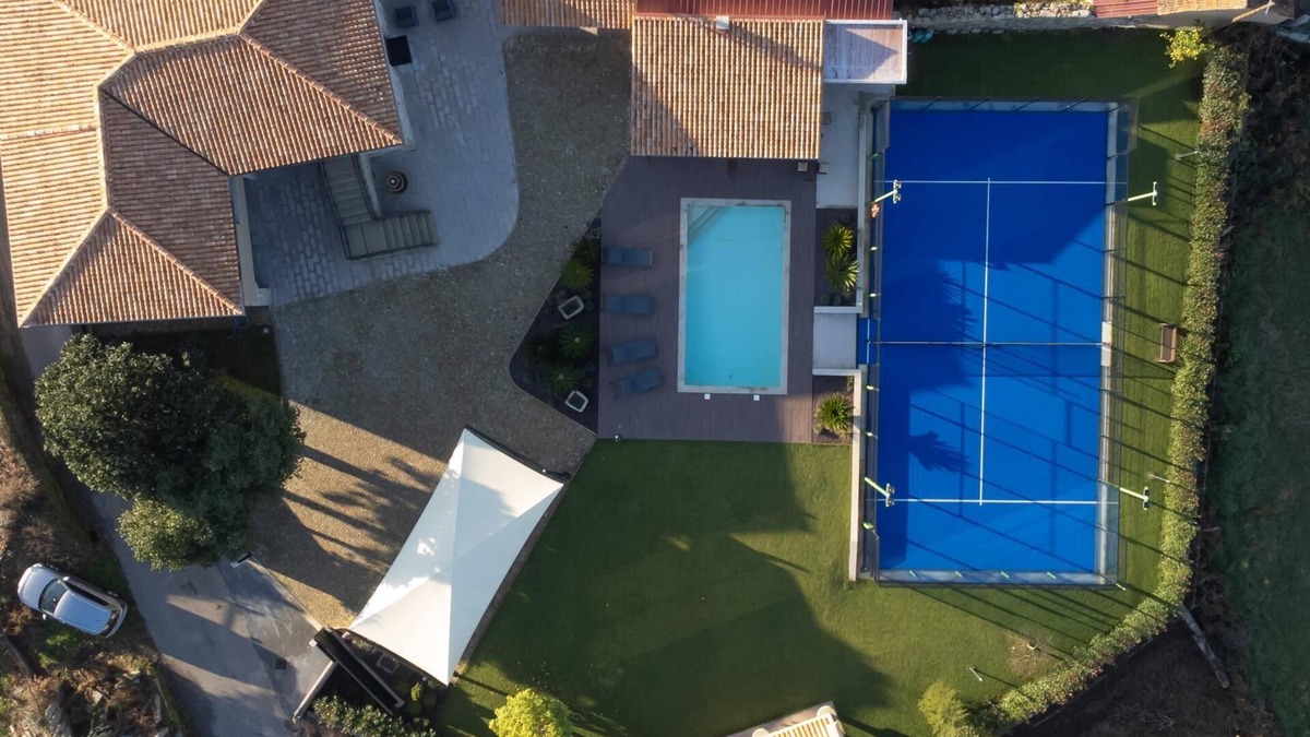 Valenca House | Casa Grande Gondomil |Padel |Swimming Pool| Table Tennis and foot