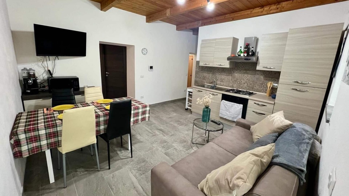 Bosa Historic Centre House | Casa indipendente zona centralissima di Bosa R6027