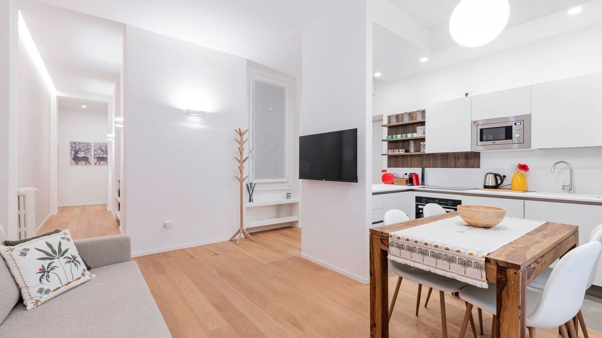 Zona Zara Apartment | Casa Isella Stylish and Tranquil