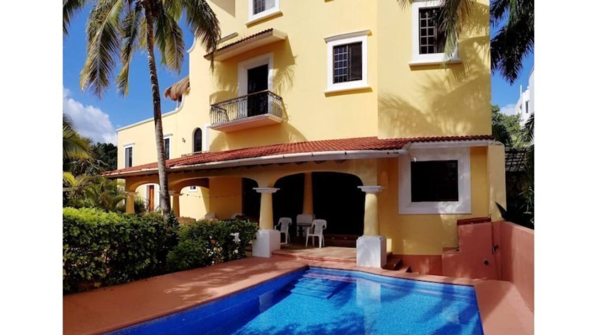 Colonia Centro House | Casa Izamal - 4 Large Suites, Private Pool, Walking Distance to Restaurants