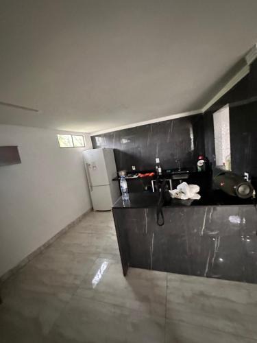 Salvador House | Casa Jr paz e amor