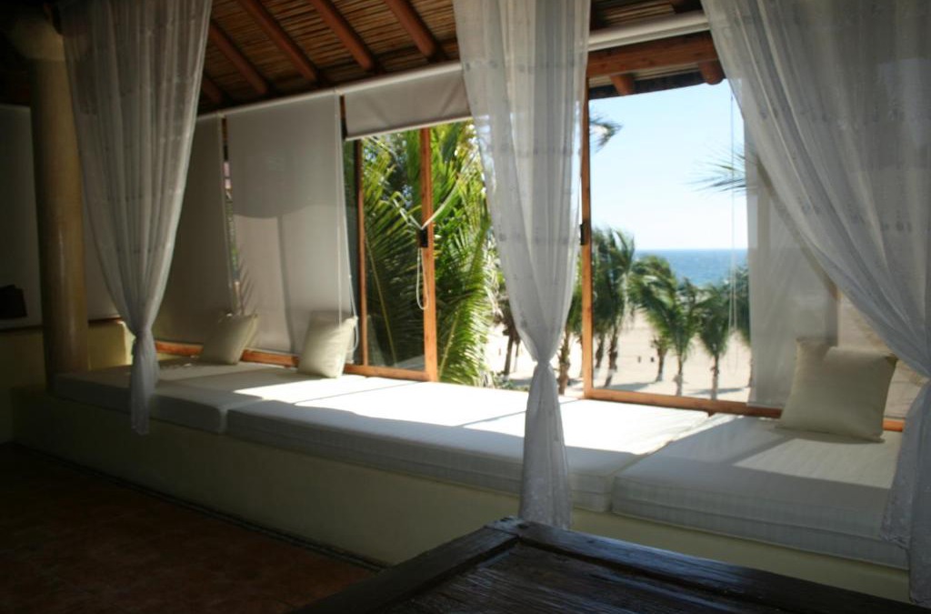 Ixtapa - Zihuatanejo Hotel | Casa Kaukan