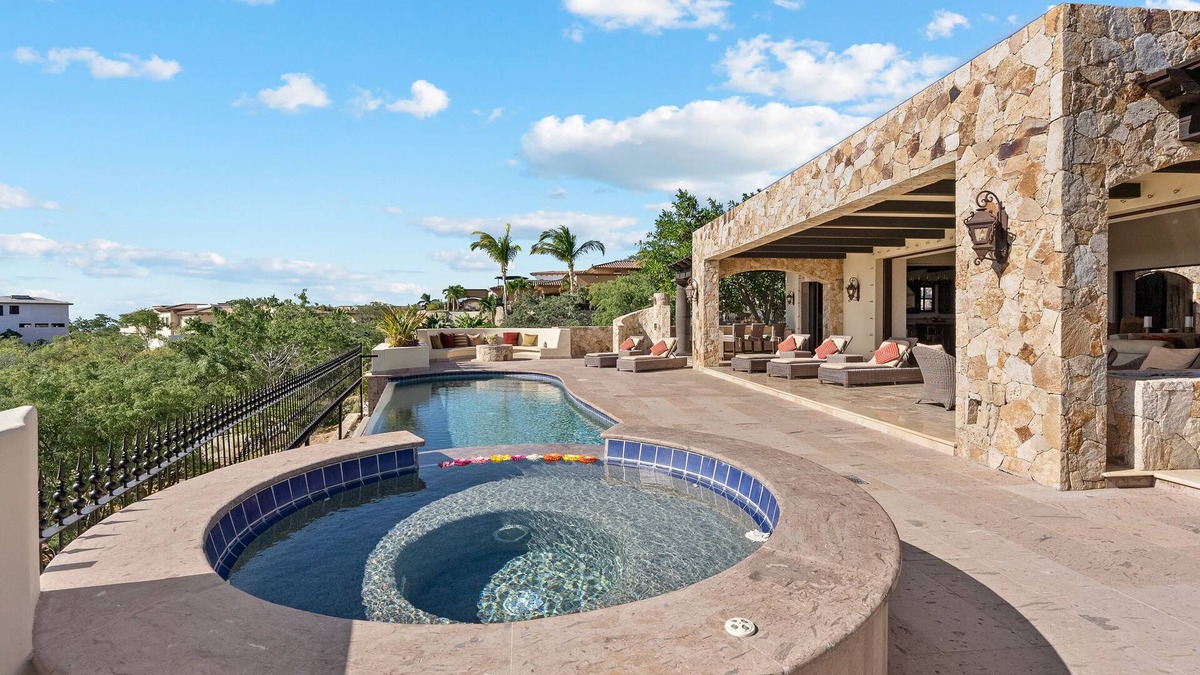 San Jose del Cabo Villa | Casa Kay: Luxury ocean views, golf near PLC—Free Breakfast + Concierge Credit