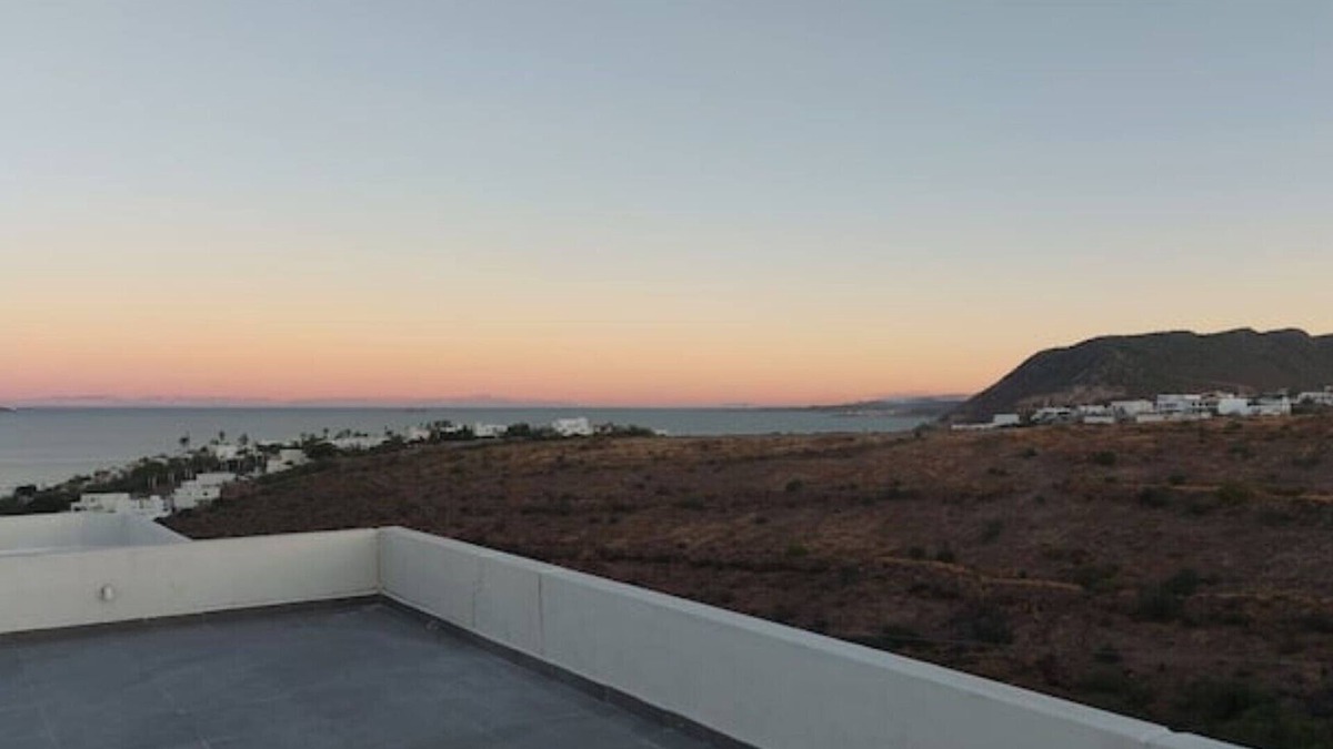 Colina del Sol House | Casa Komitas your holiday retreat nMini poolnSea view