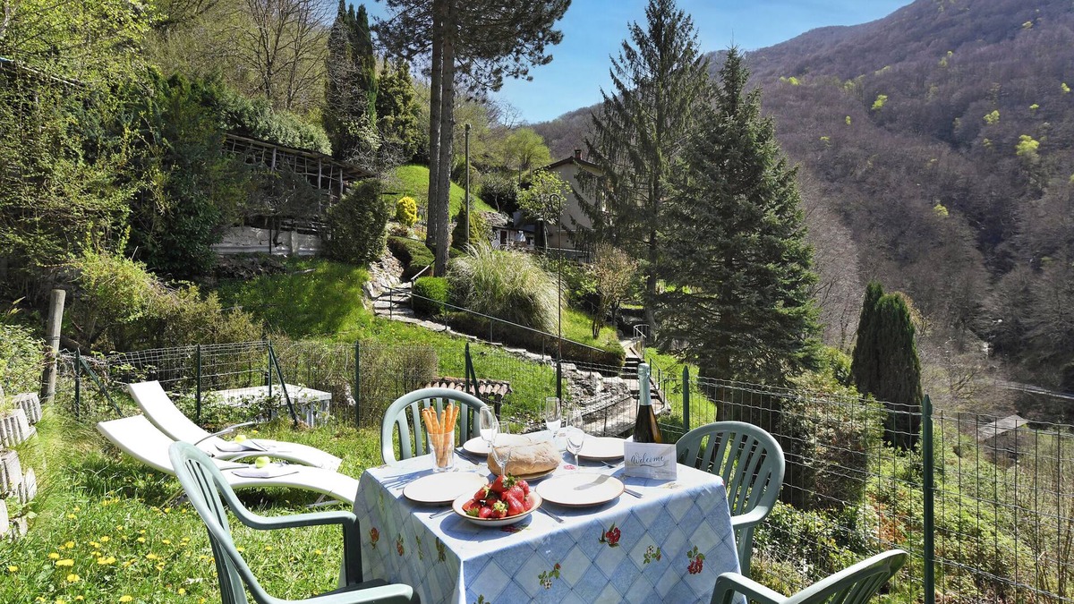Valcolla House | Casa Lara, Lugano, Switzerland
