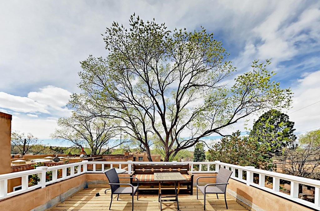 Historic Eastside Apartment | Casa Las Rosas