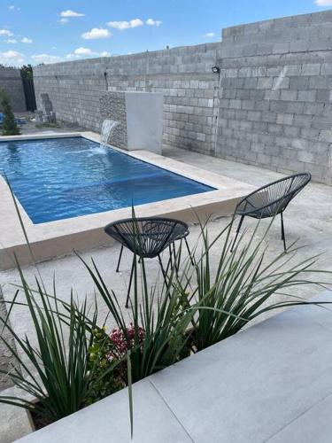 Parras de la Fuente House | Casa libélula