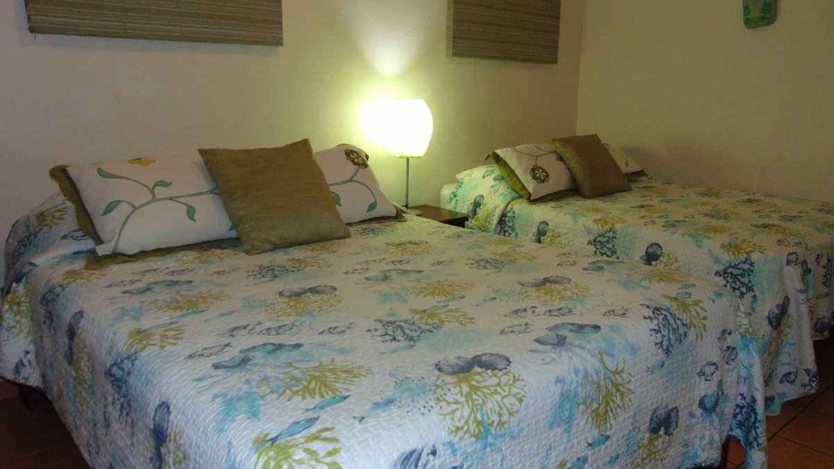 Pavas Bed & Breakfast | Casa Lima B&B Deluxe Room #10 (With Free Breakfast)