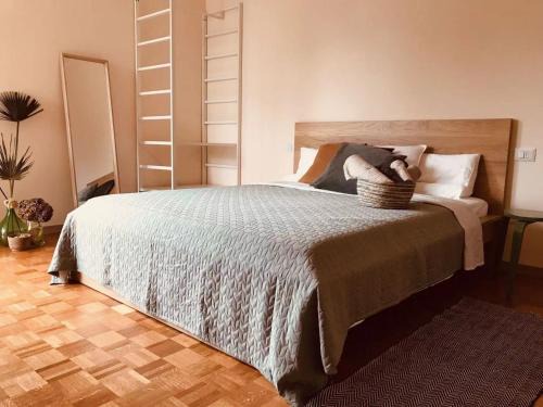 Como Bed & Breakfast | Casa Ling -AC - parking-2Bathrooms