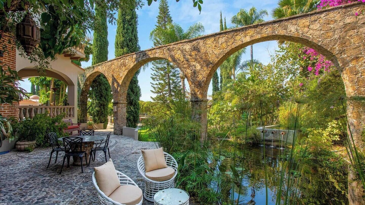 Ajijic House | Casa Loba - yoga, pickle ball, pool - entire housen