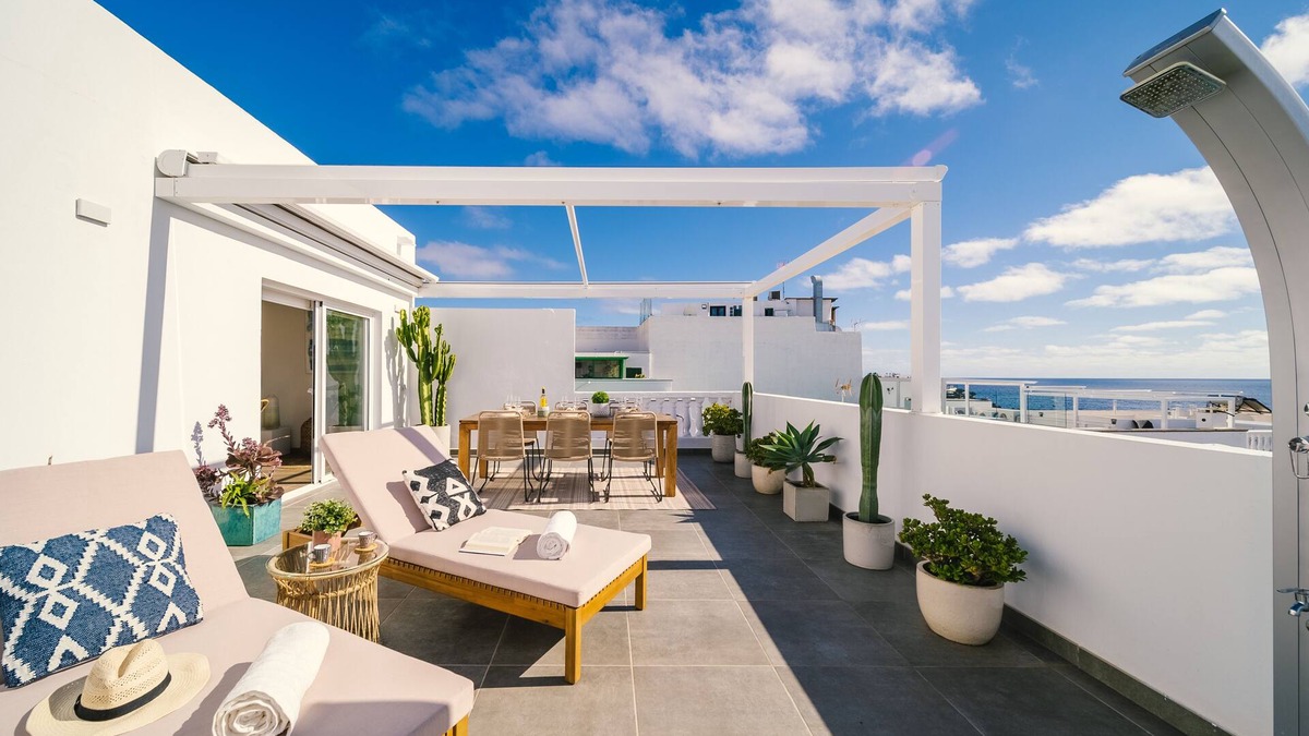 Puerto del Carmen Apartment | Casa Lola | Penthouse with huge terrace and sea views in the old town