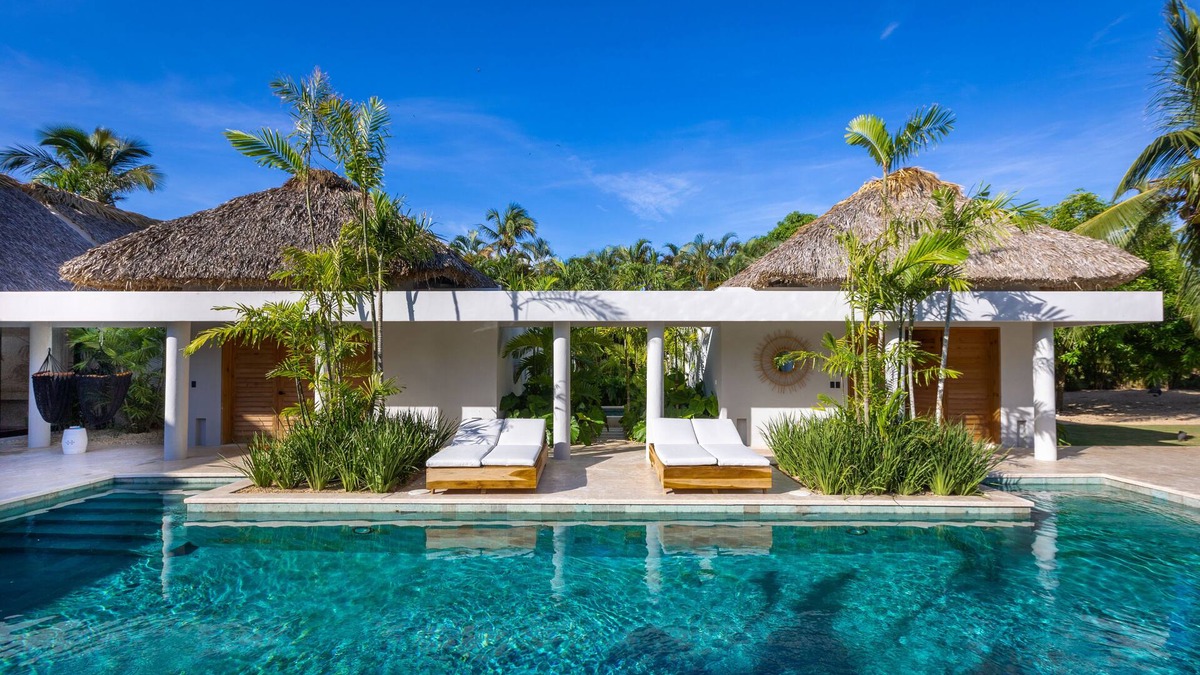 Los Naranjos Villa | Casa Luna Edén by Luxe Haus™ – Butlered Villa, Staff, Pool, Jacuzzi, Golf Carts